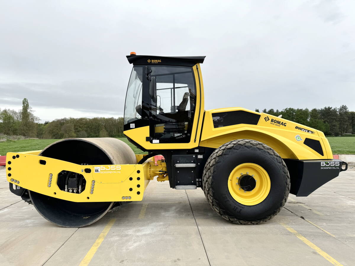 Bomag BW213D-5